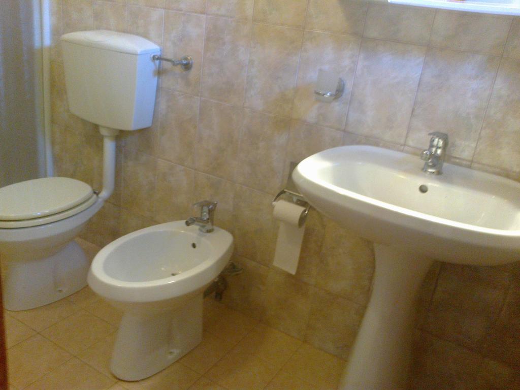 Rohan Villa Hikkaduwa Chambre photo