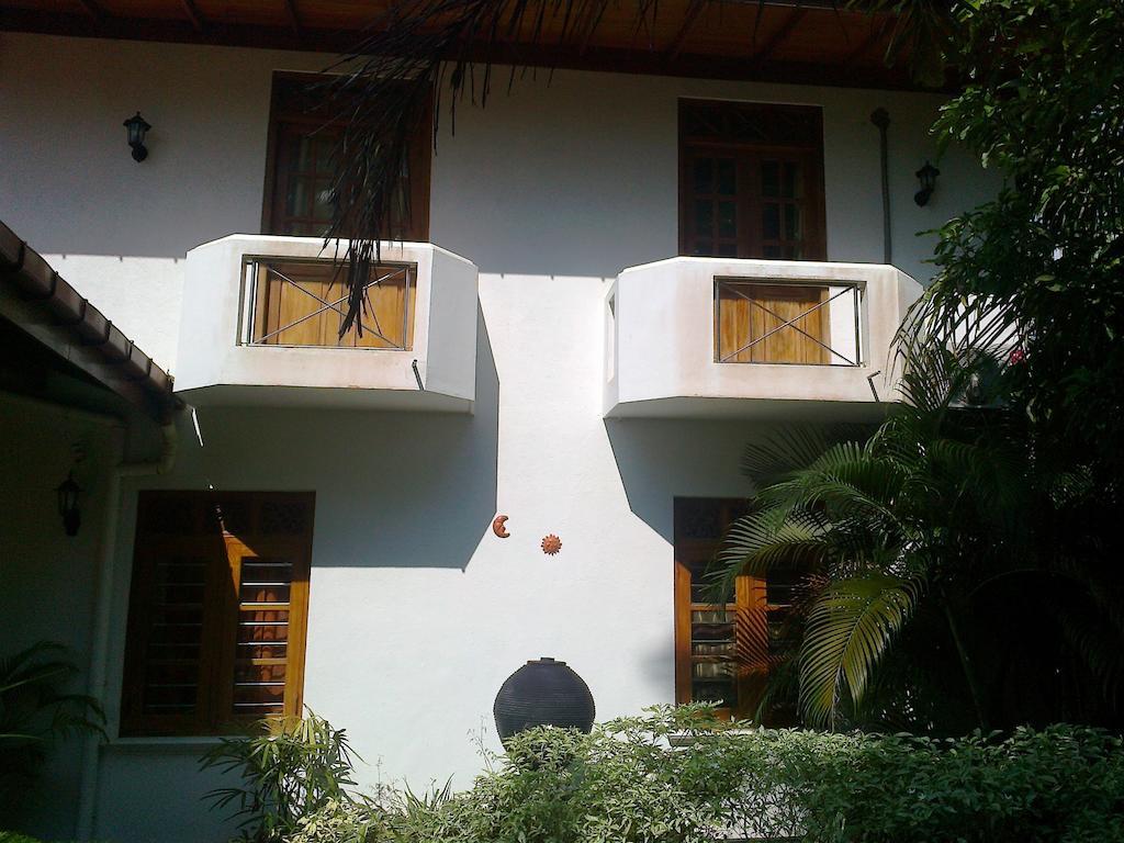 Rohan Villa Hikkaduwa Extérieur photo
