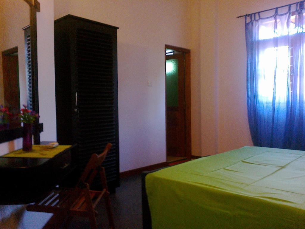 Rohan Villa Hikkaduwa Extérieur photo