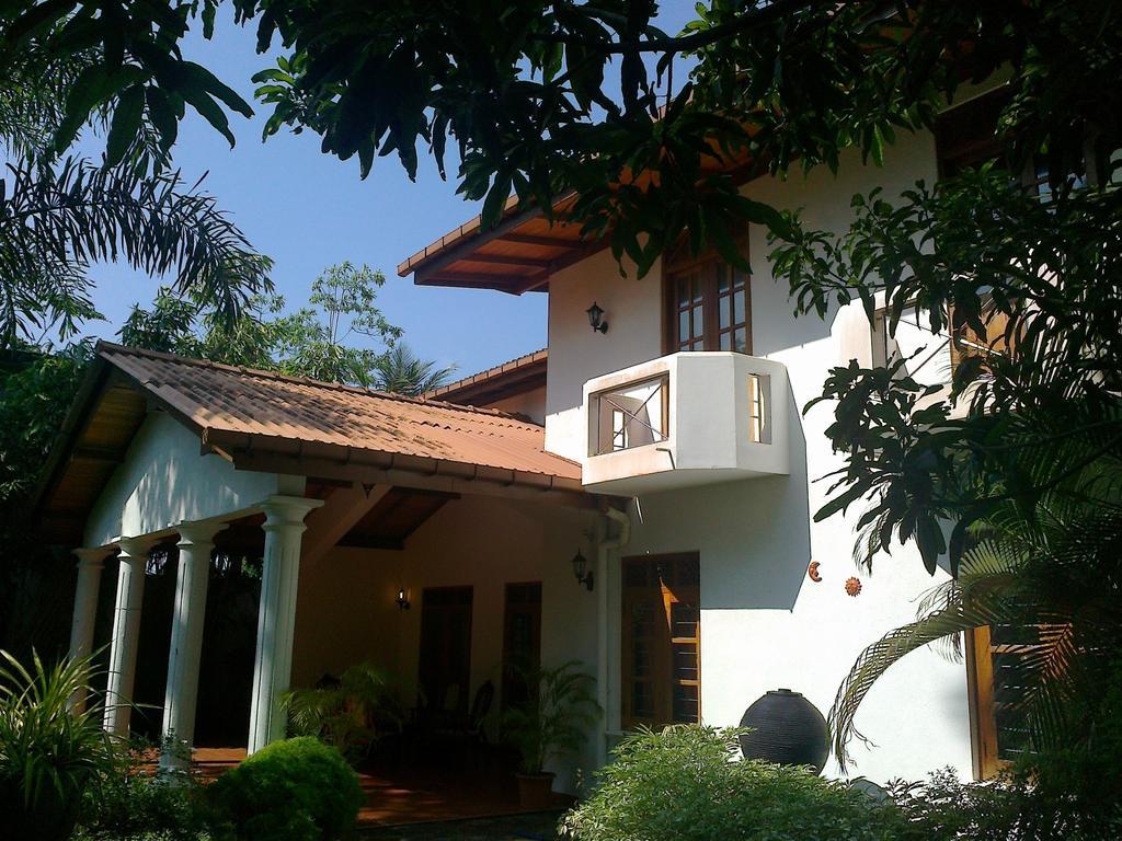 Rohan Villa Hikkaduwa Extérieur photo